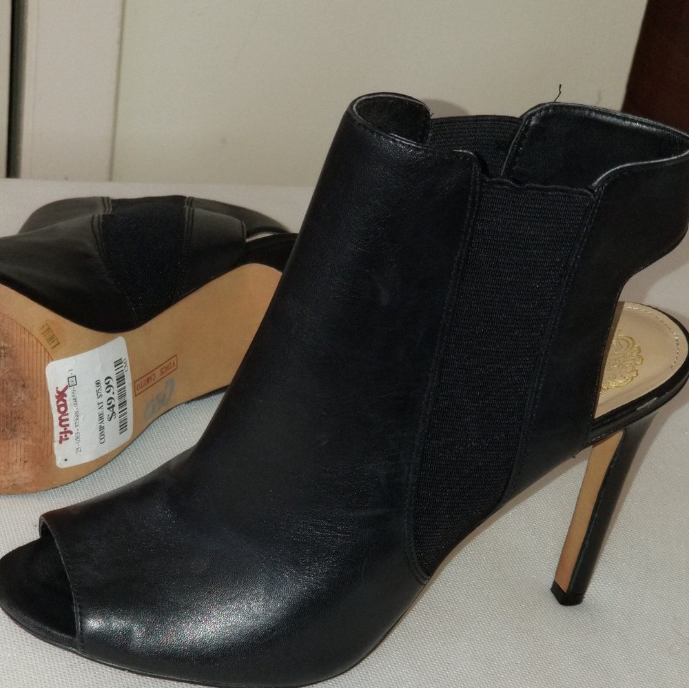Leather shoes